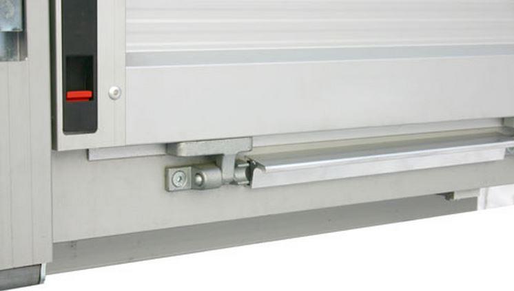 ODBOJNIK ALU PROFIL 33x37mm (max 6000mm)