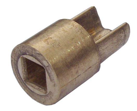 ADAPTER SPODNJI KVADRAT ZA FI 34